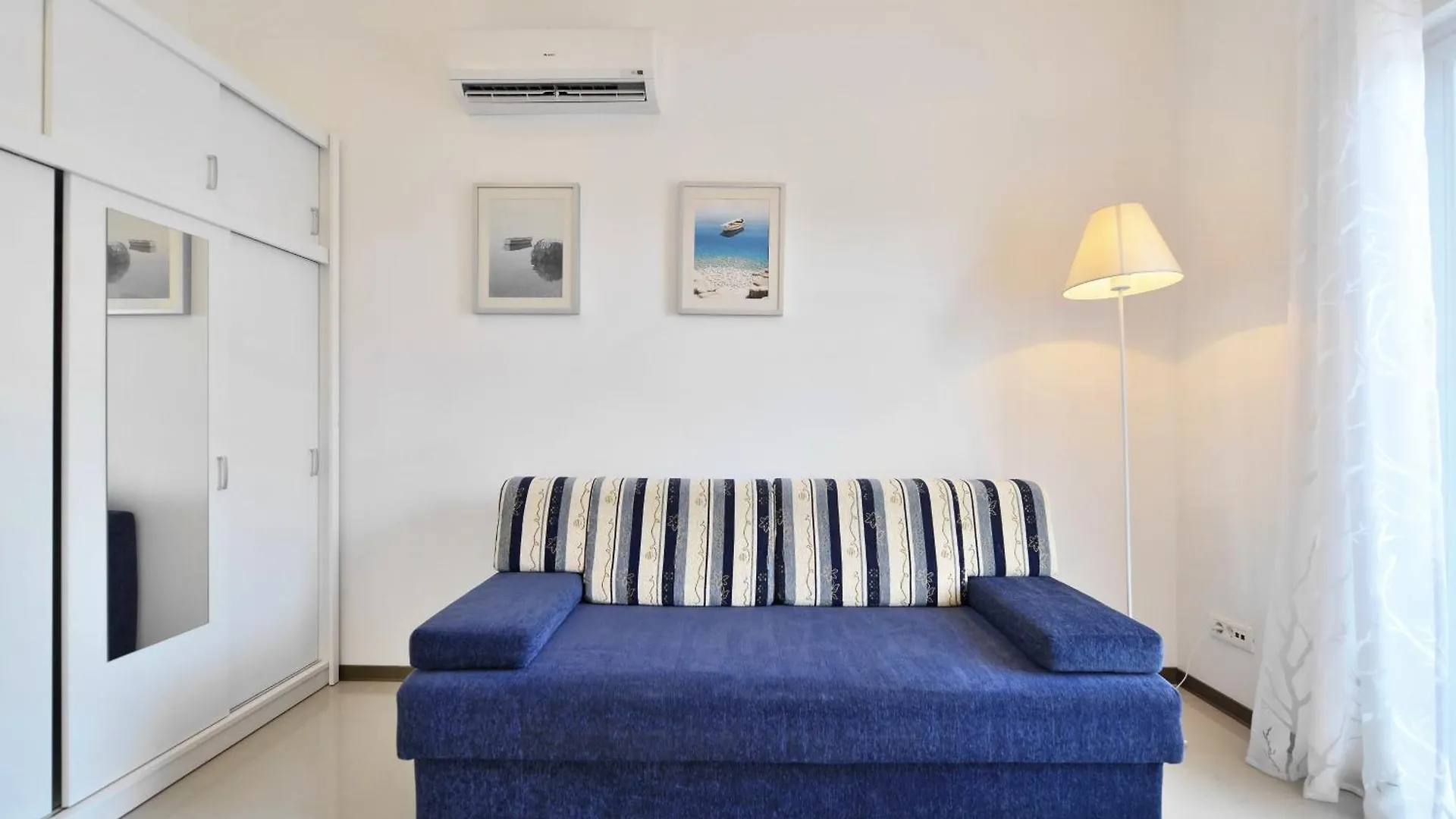 Apartments Jokica Stobrec