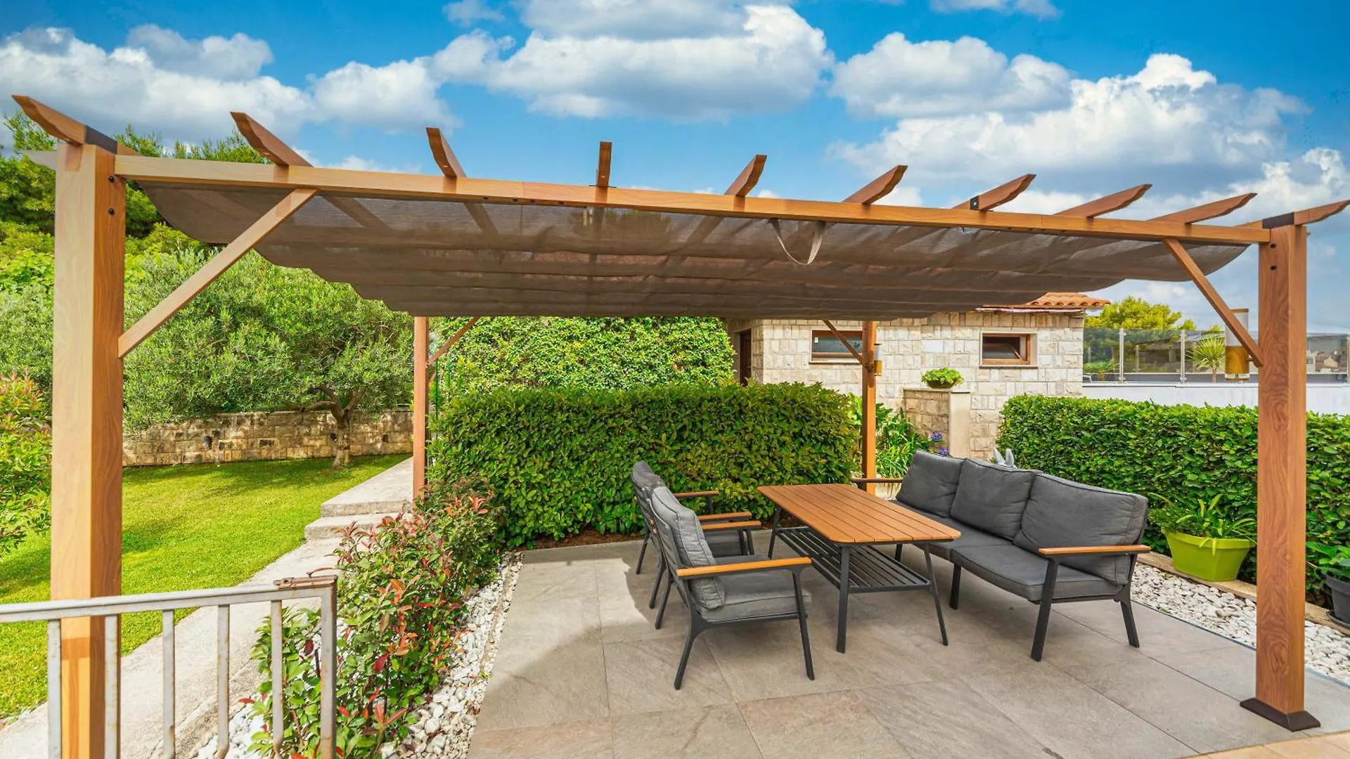 Apartments Jokica Stobrec 0*, Split Croatia